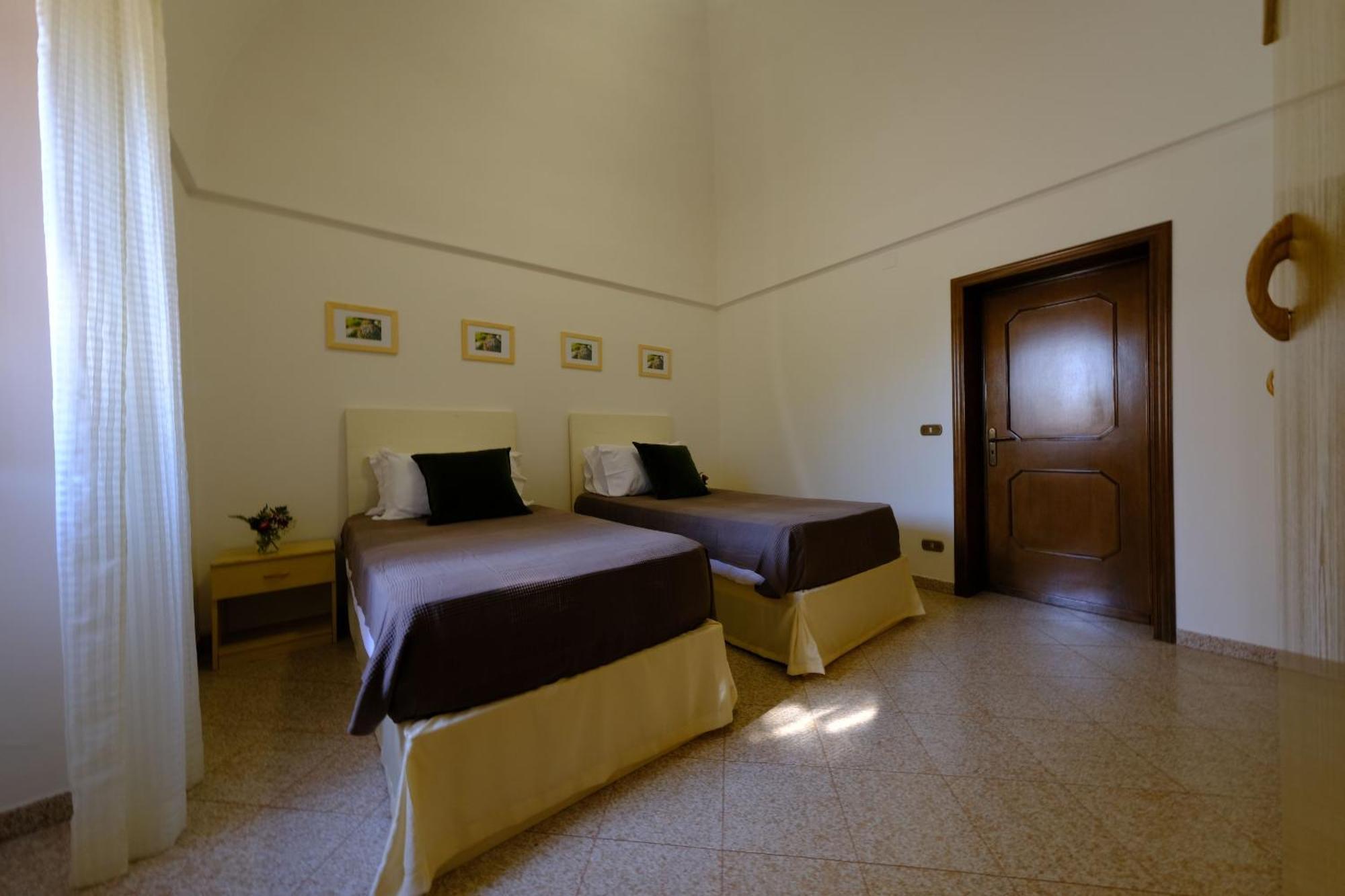Tenuta Con Due Abitazioni Indipendenti Martina Franca Exteriér fotografie